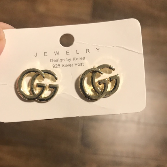 Accessories - Costume jewelry earrings